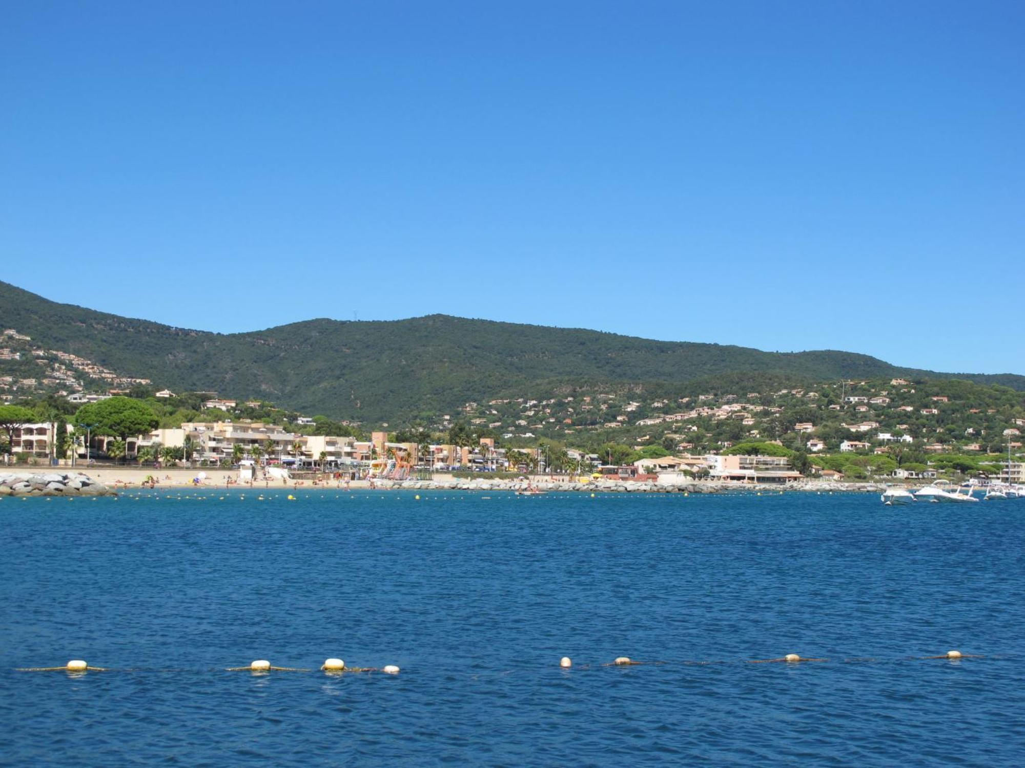 Holiday Home Les Terrasses De L'Eau Blanche-4 By Interhome Cavalaire-sur-Mer Exterior photo